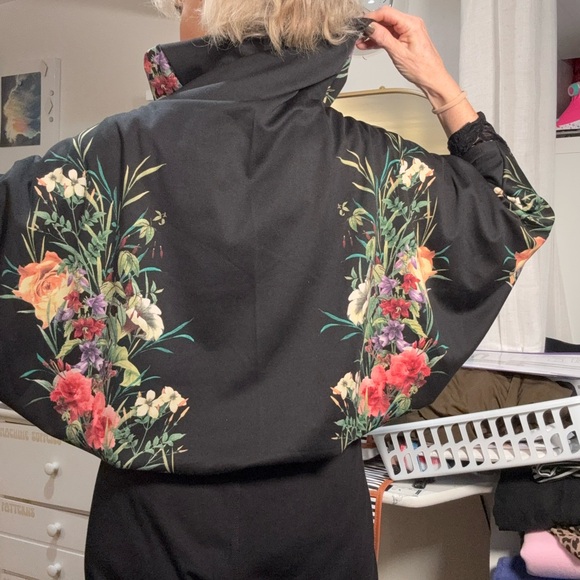 Black Cowl Neck Poncho Style Top - Picture 3 of 4